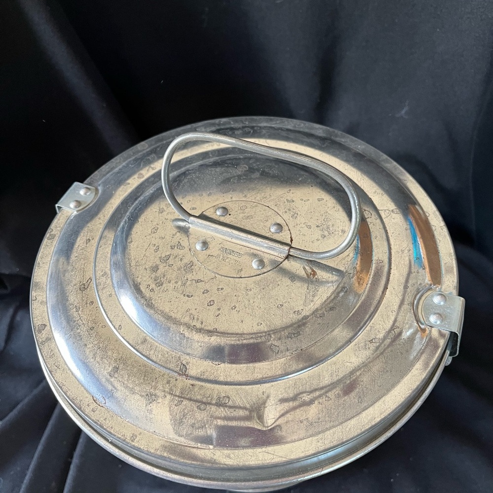 Classic Silver Angel Food / Jello Mold Tube Pan - metal - Picture 3 of 10